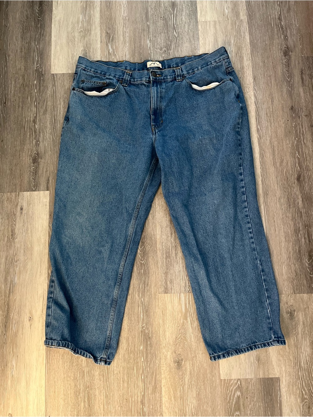 Blue Mountain Mens Straight Leg Jeans Size 44x30 Blue Relaxed Fit 100% Cotton